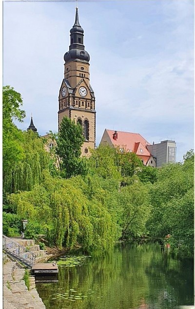 Steintreppe an der Philippuskirche